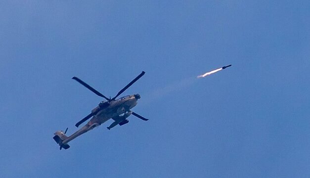 Israeli Air Force Responds to Ben Gurion Attack with Strikes on Houthi Targets in Yemen